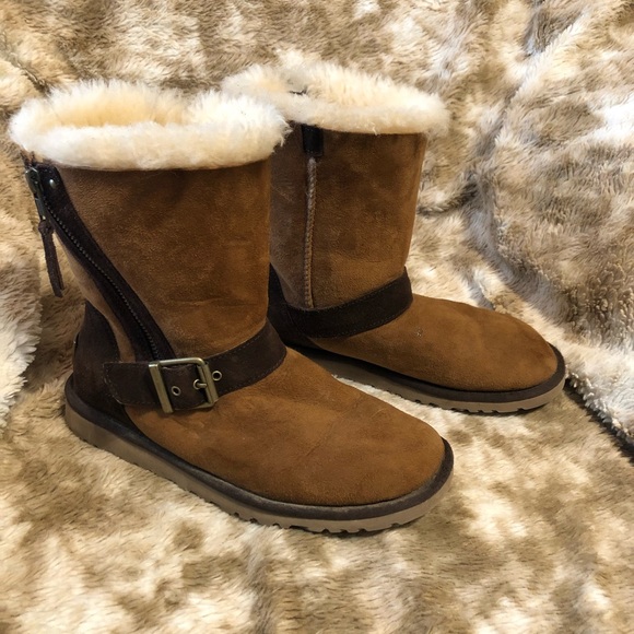 UGG boots - Picture 1 of 6